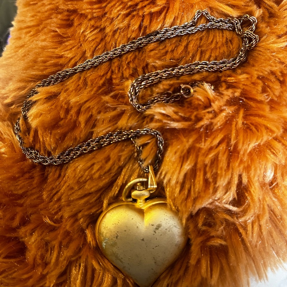 "Heart of Gold" Vintage Heart Pendant Necklace